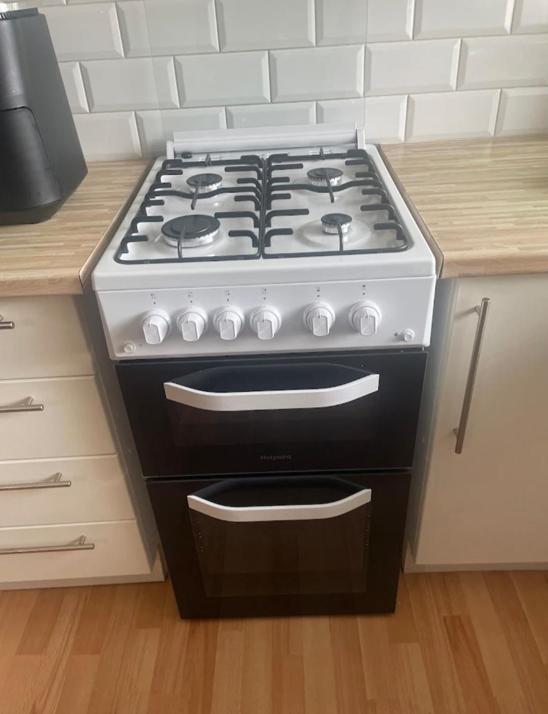 Gas Cooker Fitted